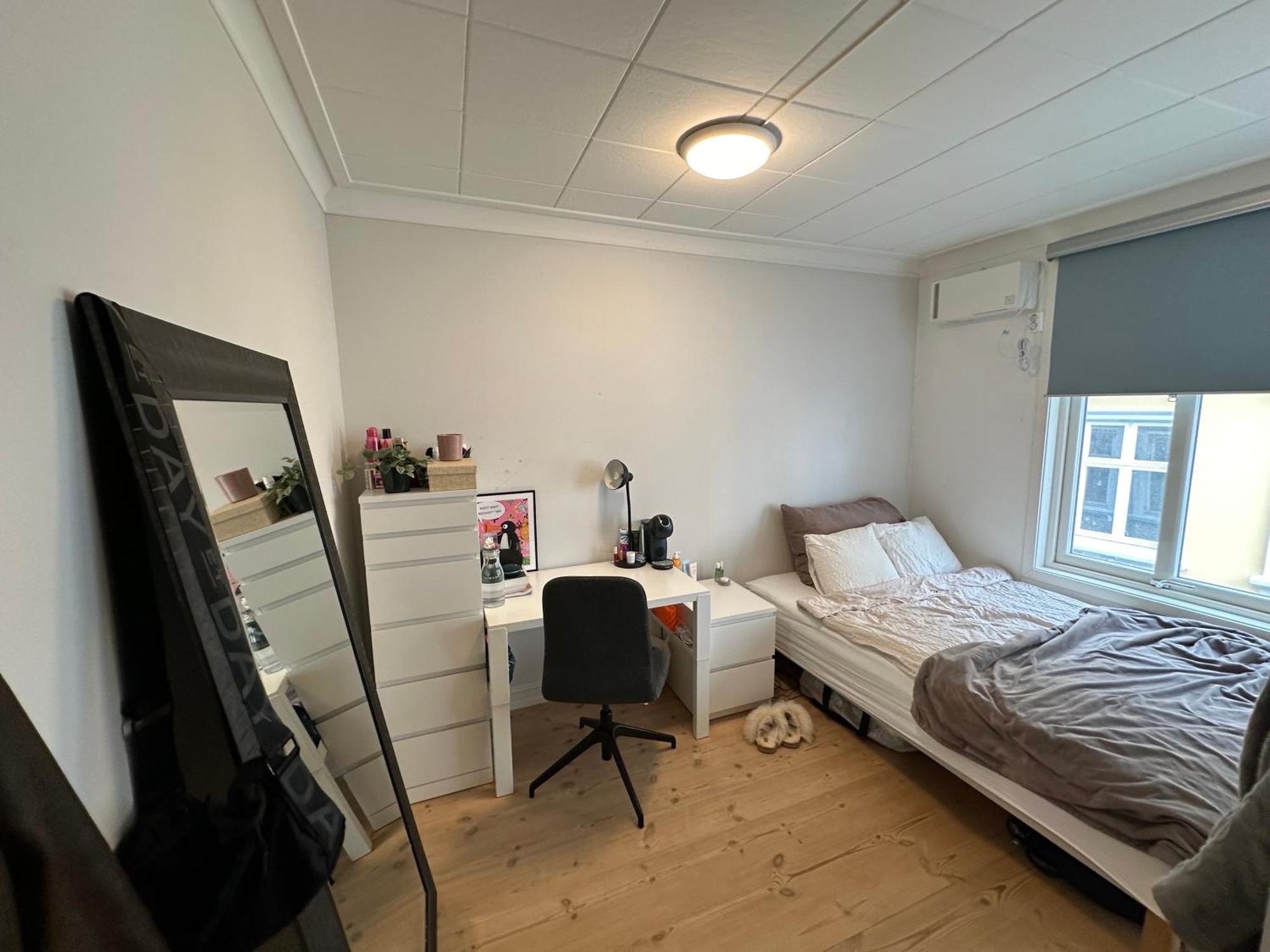 Ferienwohnung Sjarmerende Bolig Like Ved Togstasjonen Bergen Exterior foto