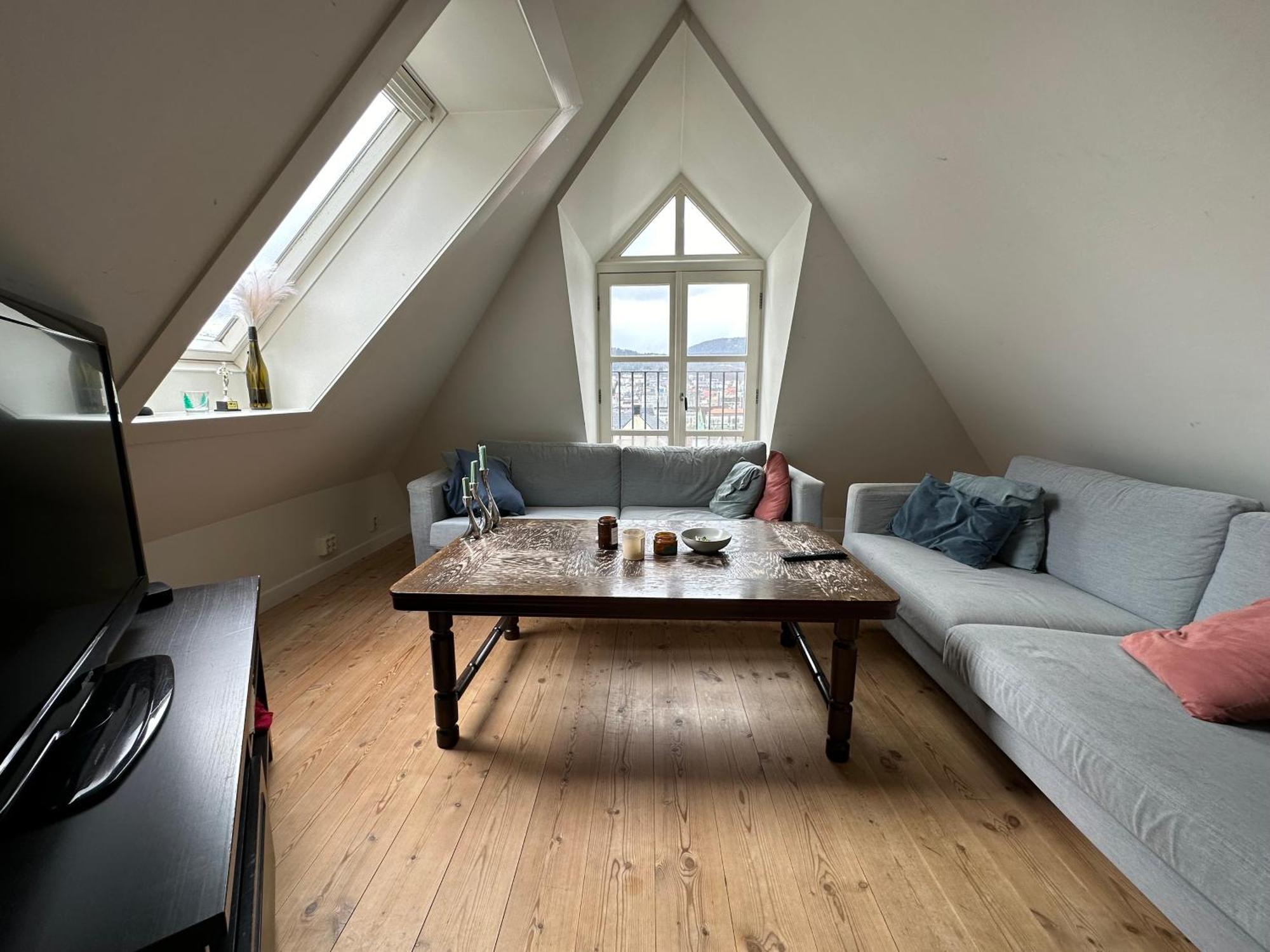 Ferienwohnung Sjarmerende Bolig Like Ved Togstasjonen Bergen Exterior foto